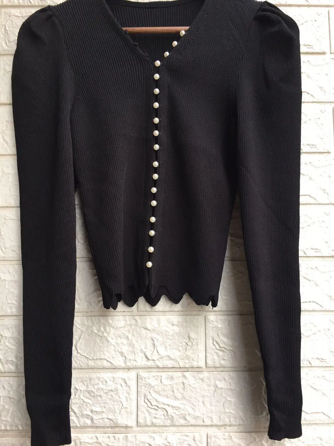 

Fall 2019 New Front Button Knitted Sweater Women V-Neck Fashion Cardigans Black Women Sweaters