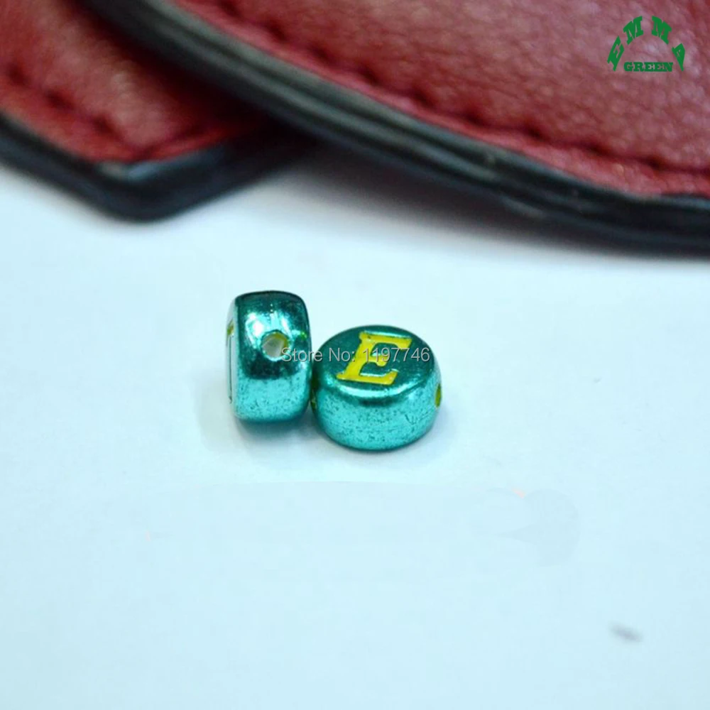 Retro Russian Letter Beads for Jewelry Making 4*7mm 3600pcs Vintage Gold Alphabets Printed Acrylic Small Bead Charms for Kids