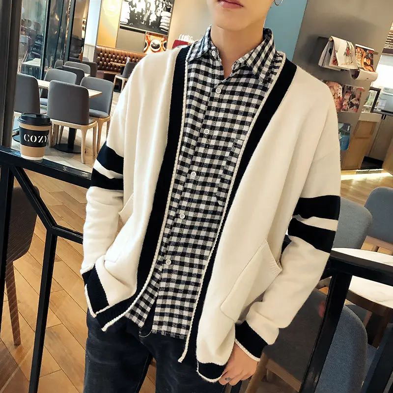 

Winter Cardigan Men's Warm Fashion Contrast Color V-neck Knitted Sweater Jacket Men Streetwear Wild Cardigan Sweater Coat Mens