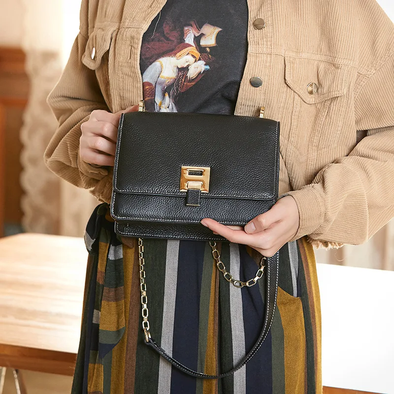 

Genuine Leather Package Bag Female 2020 Chain Single Shoulder Baotou Layer Cowhide Slung Packet Joker 3017