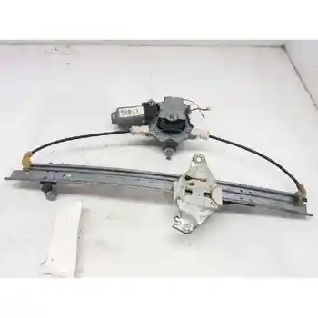 

400600T1 REAR WINDOW RIGHT NISSAN FIRST SALOON CAR (P12)