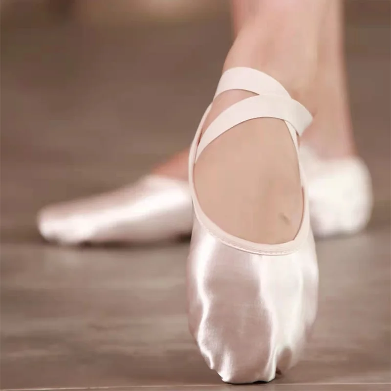 

Light Pink Soft Satin Professional Yoga Ballet Cat Claw Shoes Adults Ballerina Teacher Practice Performance Toe Shoe Wholesale