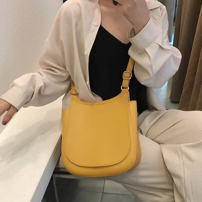 

Bag ladies 2019 new fashion shopping bag simple wild shoulder slung bucket bag commuter bag mobile phone purse