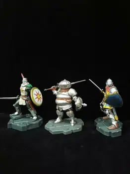 

10CM Game Dark Souls Heroes of Lordran Siegmeyer Knight PVC Action Figures Toy Anime Collectible Miniature Figures Doll Gift