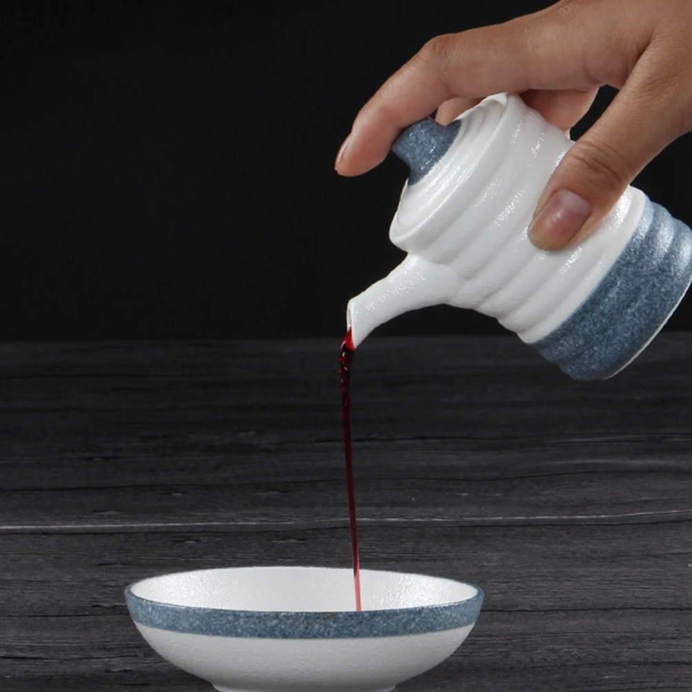 1pc Japanese Spice Jar Ceramic Seasoning Container Condiment Storage Can Home Oil Bottle for Blue and White |