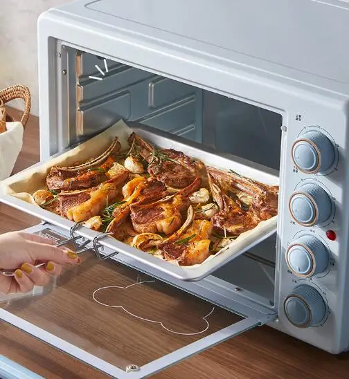 Household small multi-functional upper and lower layers of separate temperature control chicken electric oven J06