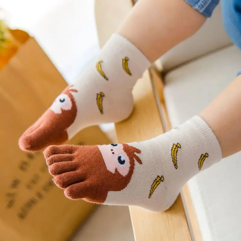 Новые милые детские носки Kawaii, хлопковые носки для мальчиков и девочек с изображением животных, дешевые носки с изображением кота, собаки, носки с пальцами для детей 3-7 лет