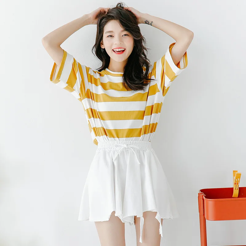 

2020 Summer Knitted Washing Water Tattered Wind Divided Skirt Loose White Short Skirt A- Line High-waisted Culottes Wide-Leg Sho