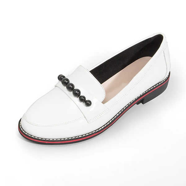 SOPHITINA/удобная женская обувь на плоской подошве; лоферы из лакированной кожи высокого качества; модная обувь с круглым носком, украшенная бисером; Новые однотонные туфли на плоской подошве; SC353 - Цвет: White