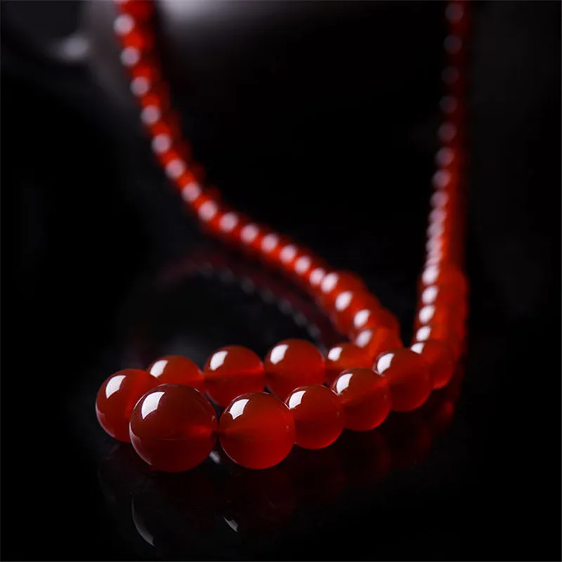 憧れ 天然 赤瑪瑙のネックレス琥珀孔雀石蘭硝石も入ってます。AB506