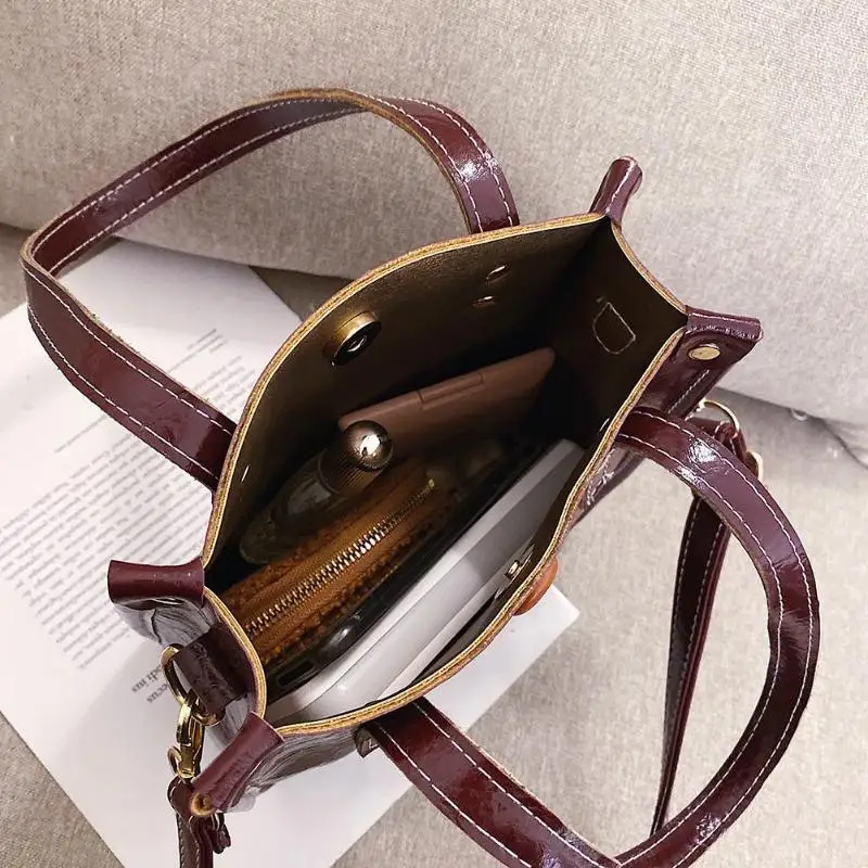 Chic Casual Leather Crossbody PU Leather Handbag Women Retro Solid Shoulder Messenger Totes Bag Ladies Satchel Bags