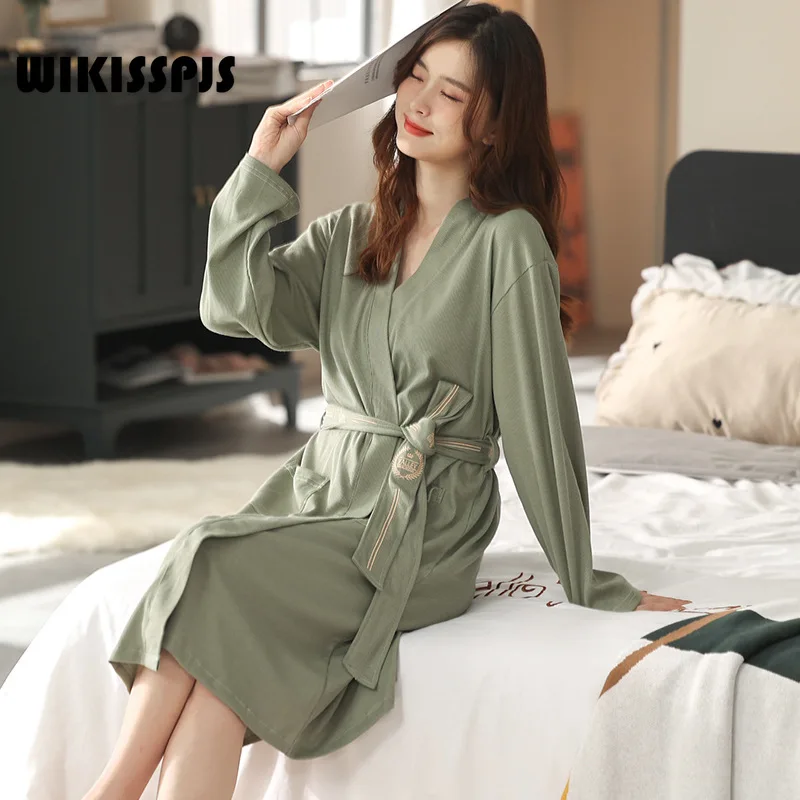 

WIKISSPJS Japanese Spring Autumn Thickened Pajamas Women Long Sleeved Solid Color Bathrobe Bathrobe Loose Home Clothes Nightgown