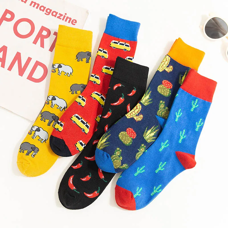 

2019 New Cotton Women Crew Socks Cartoon Miss Universe Alien Cat Skull Elephant Chili Tooth Food Dog Pattern Funny Sock for Gir