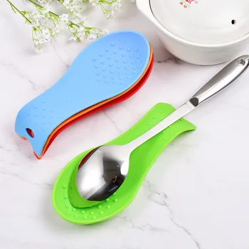 

Multi-functional Silicone Spoon Shelf Spoon Mat Kitchen Ware Soup Spoon Mat Spatula Holder Kitchen Ware Mat