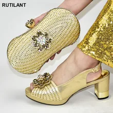 Новейшая Итальянская обувь с сумочкой в комплекте; свадебные туфли новейшего дизайна; летние женские туфли на высоком каблуке; комплект из сумочки и туфель в итальянском стиле