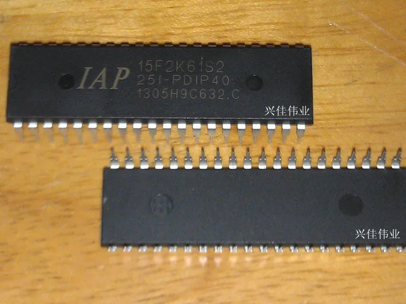 IAP15F2K61S2-25I-PDIP40