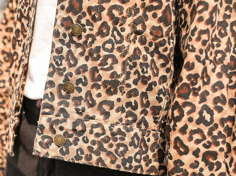 Новая джинсовая куртка для женщин Весна и осень пальто Модная леопардовая джинсовая куртка Свободная короткая куртка винтажная куртка женская