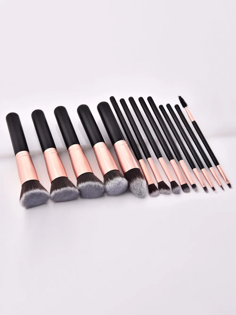 Makeup Brushes Set Eyebrow Eyeliner Foundation Brush pincel maquiagem Powder Blush Professional Facial Make Up Brush maquiagem