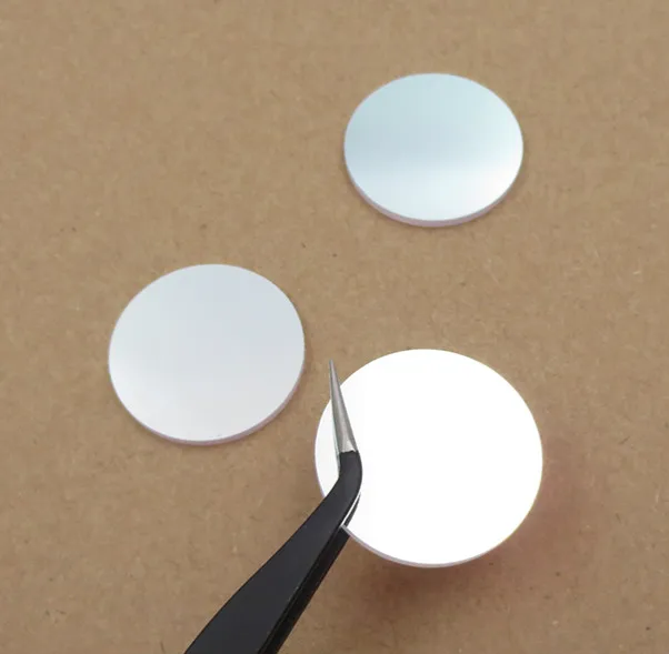 

650nm-900nm Pass Filter Glass Coating Pass Lens Peak Transmittance Above 85%
