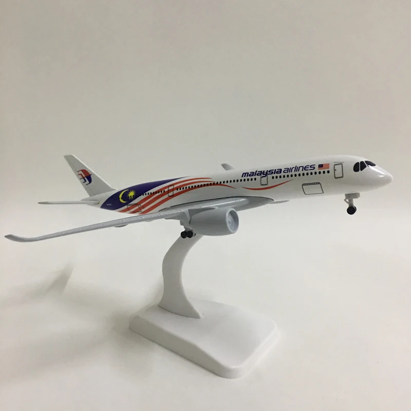 JASON TUTU 20cm Plane 1:300 Diecast metal plane model toy Malaysia Airlines airplane model airbus 350 aircraft model for assembl