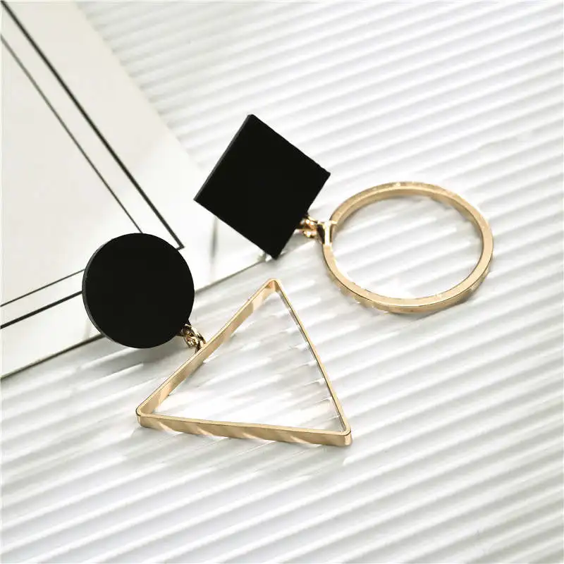 Женские круглые серьги подвески корейские геометрические золотого цвета с