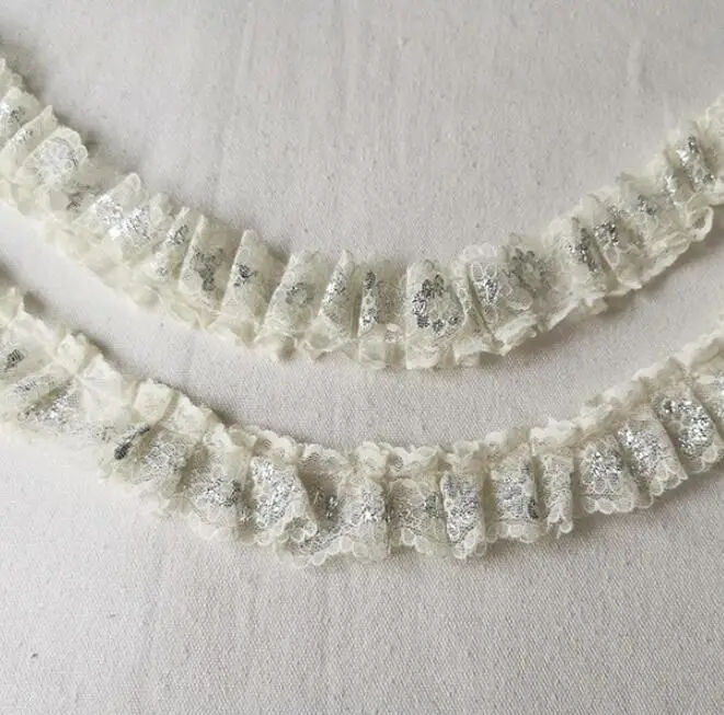 1M-New-Guipure-Silver-Laces-Beige-Lace-Trim-3-5cm-Lace-Fabric-Flower-Ribbon-Trimmings-For