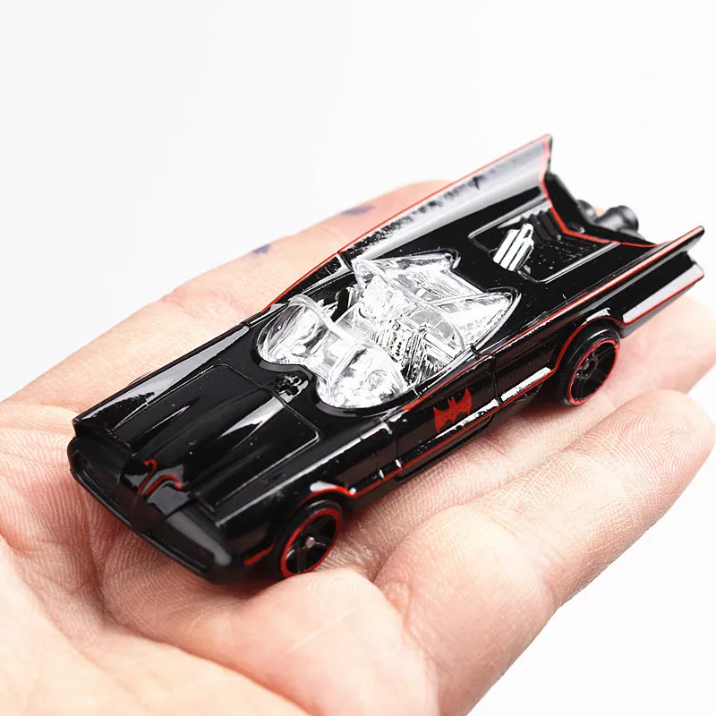 6 в 1 Бэтмен колесница модель Dark Chariot легированная форма карманный автомобиль 1:64