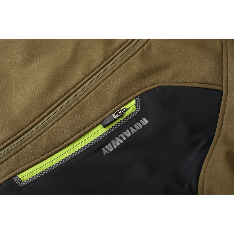 ROYALWAY New Softshell Jacket Men Waterproof Hiking Rain Coat Fishing Stand Collar Outdoor Camping Trekking Soft Shell