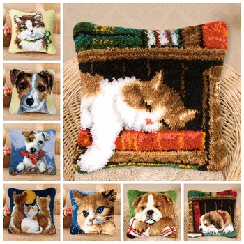 

Button Cushion Animals Sofa Shape Cushions Kit Almofadas Latch Hook Cushion Smyrna Knooppakket Animal Cat Cuscini Divano Forme