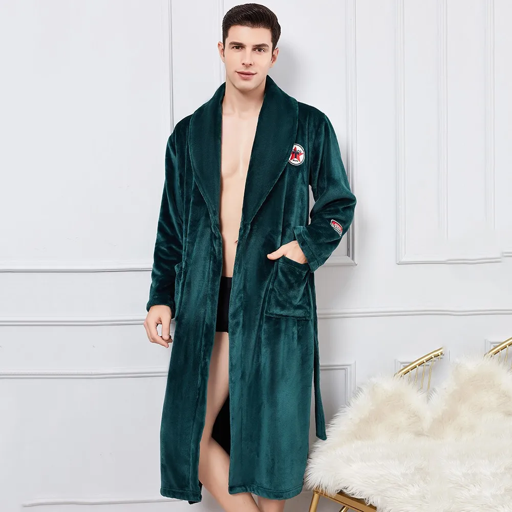 Comfy warm men's robe with oversized zip hoodie and streetwear fashion2