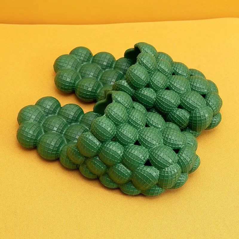 Women's Slippers Brand Fashion Sandals Man Clogs Slides Men Shoes Indoor Breathable Summer Beach Shoes Hot Sale Trend Women Clog