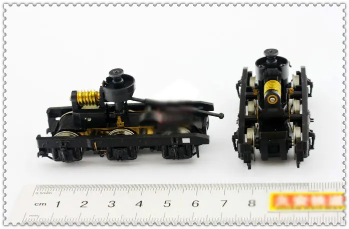 2 шт. 1: 87 HO Масштаб Поезд Модель черный Моделирование Пластиковые сборки тележки строительные наборы песок стол трек аксессуары