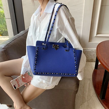 

Large-capacity Casual Totes Bag Female 2020 New Fashion Rivet Shoulder Messenger Bags Famous Designer Women Purse and Handbags