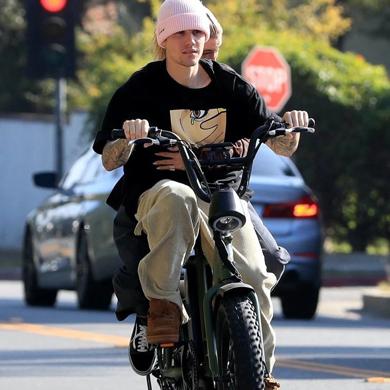 Drew House Face Printed T-Shirt - Justin Bieber Merchandise for Men and Women - Top Tees for Summer Style image 3