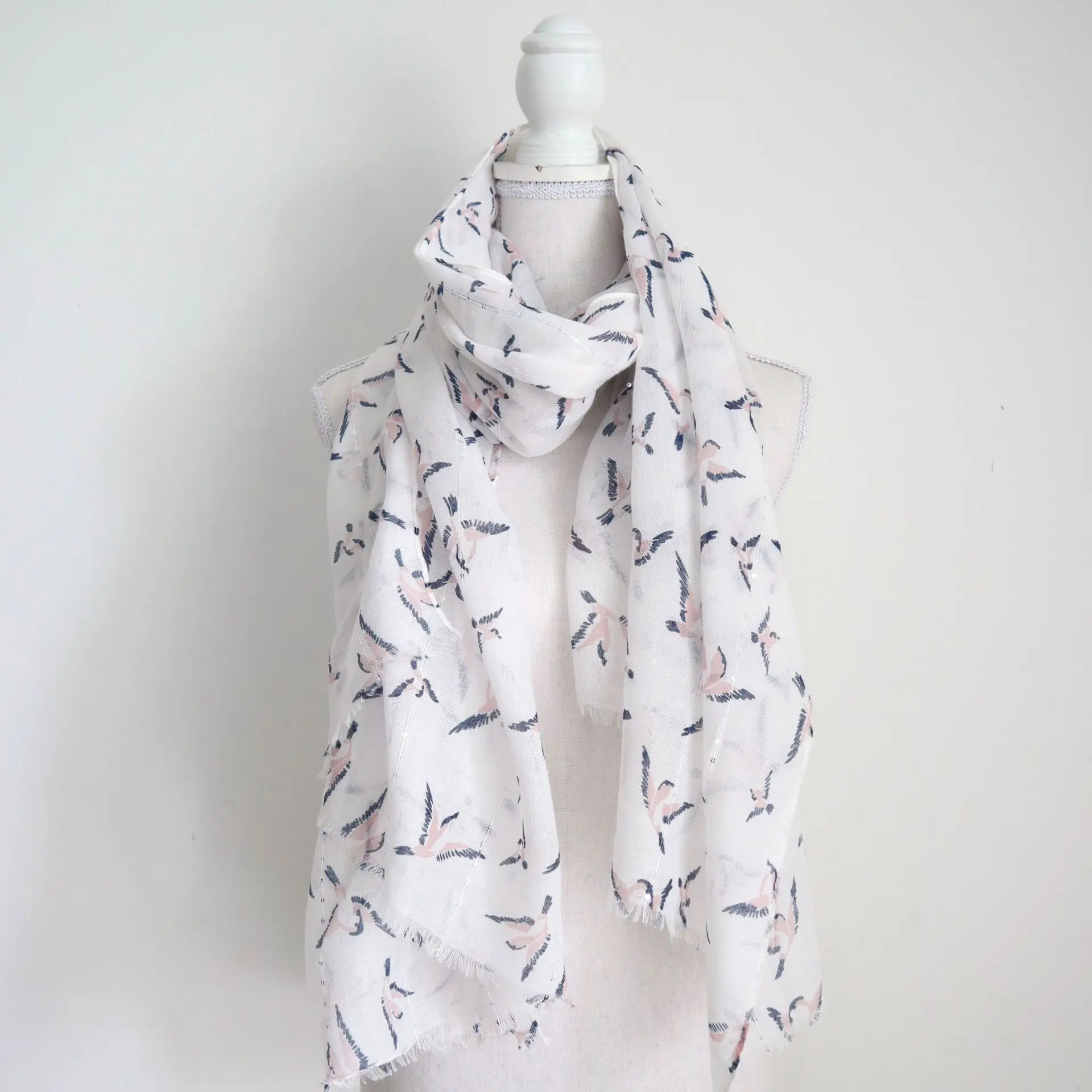 

Mr-2020 New Style Swallow Soft Pink Elegant Debutante Versatile Sequin White Scarf Long Scarf Sun-resistant Women's Summer