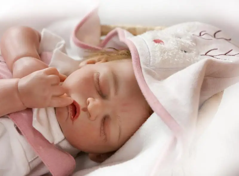 Icradle бутик силикона reborn baby doll удивительная картина bebe reborn Новорожденные куклы игрушки подарок 50 см