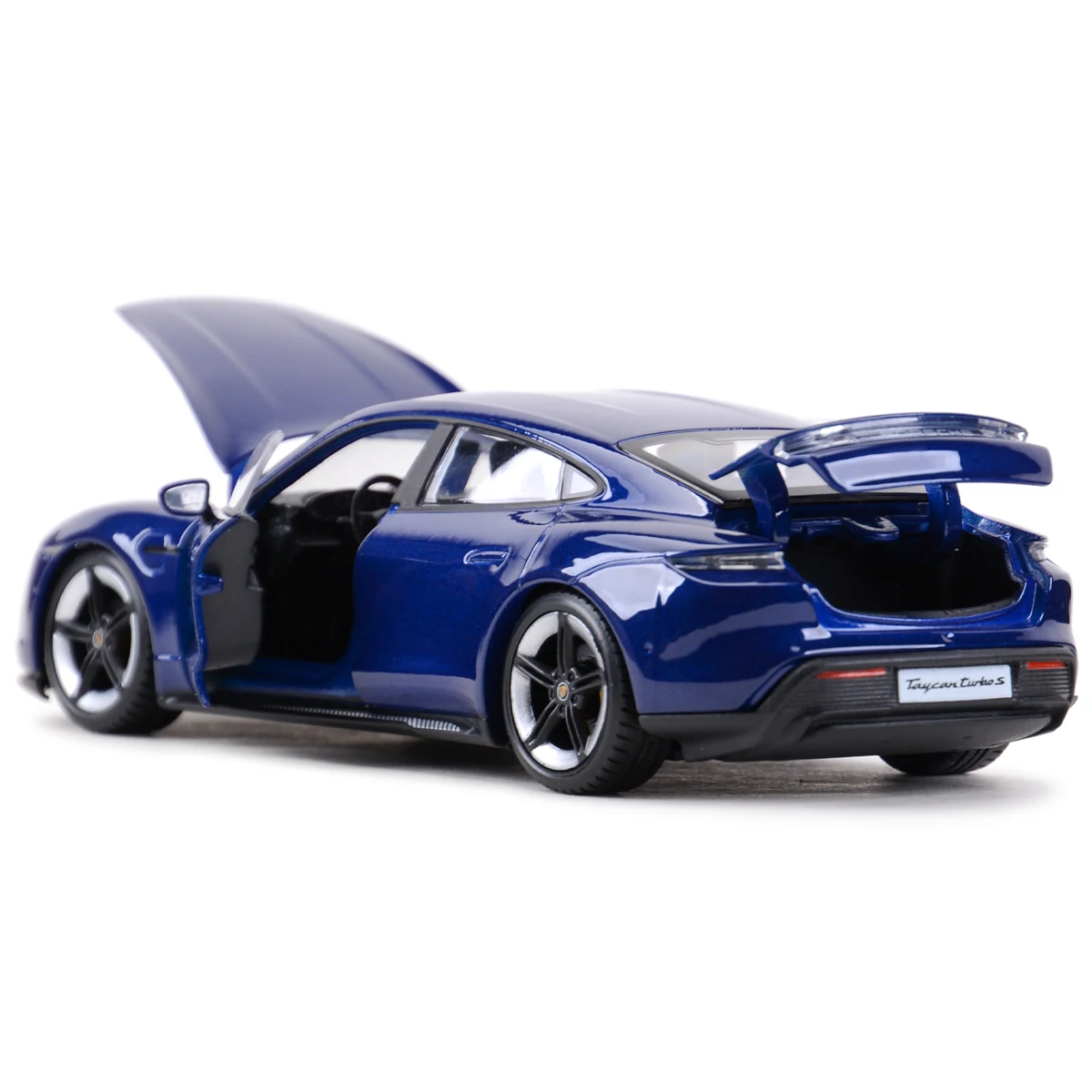 Bburago 1:24 Porsche Taycan Turbo S White Sports Car Static Die Cast Vehicles Collectible Model Car Toys 4