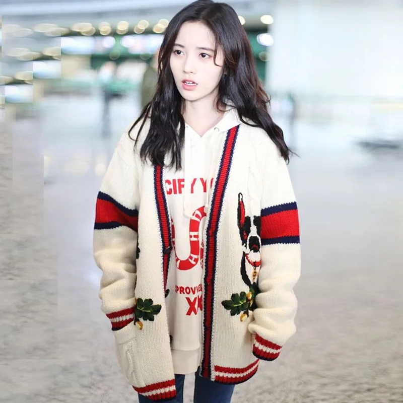

Fall 2019 New Star with Lazy Wind Colour Stripe Embroidery Card Knitting Woman V-Neck Cardigans Computer Knitted Women Sweater