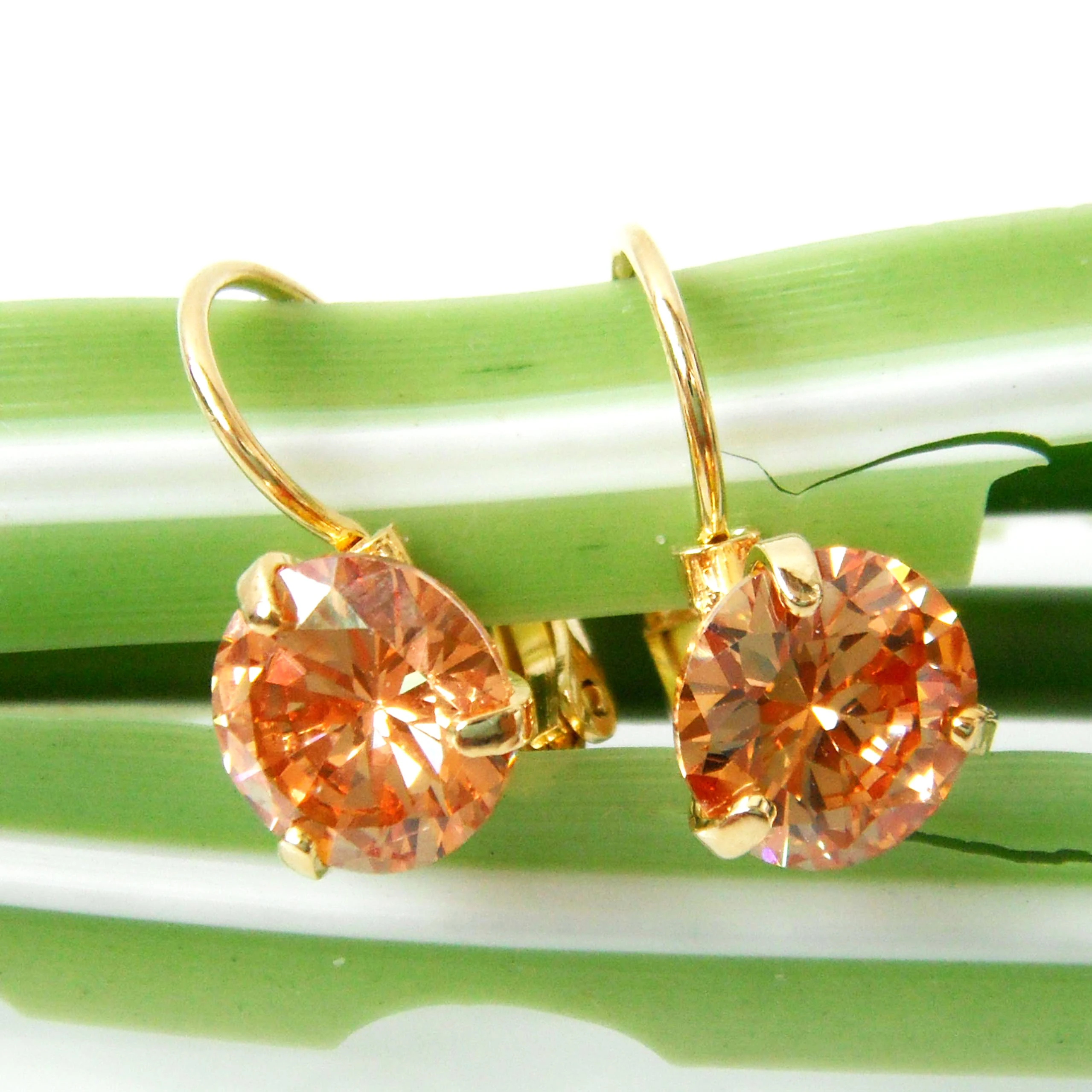 Серьги кольца Navachi Circle желтое кольцо с кристаллом из кубического циркония 0 8 см