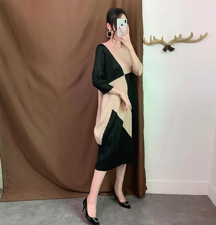 Miyake складывается Осень Цвет Соответствующие ниши платье большой размер тонкие плиссированные длинные тонкие платья