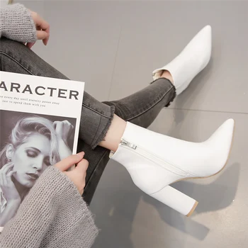 

2020 Luxury Designer Women Sexy 10cm High Heels Western Cowboy Boots Leather Block White Heels Ankle Boots Chunky Heels Shoes