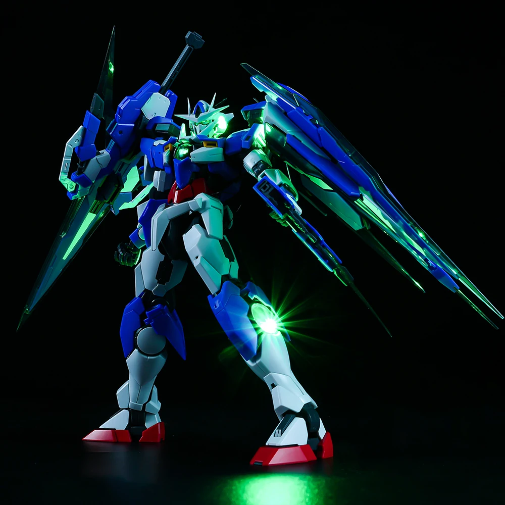 Набор моделей Bandai Gundam аниме фигурка 1/100 MG203 GNT-0000 00 Квантовый Тип 00Q для набора