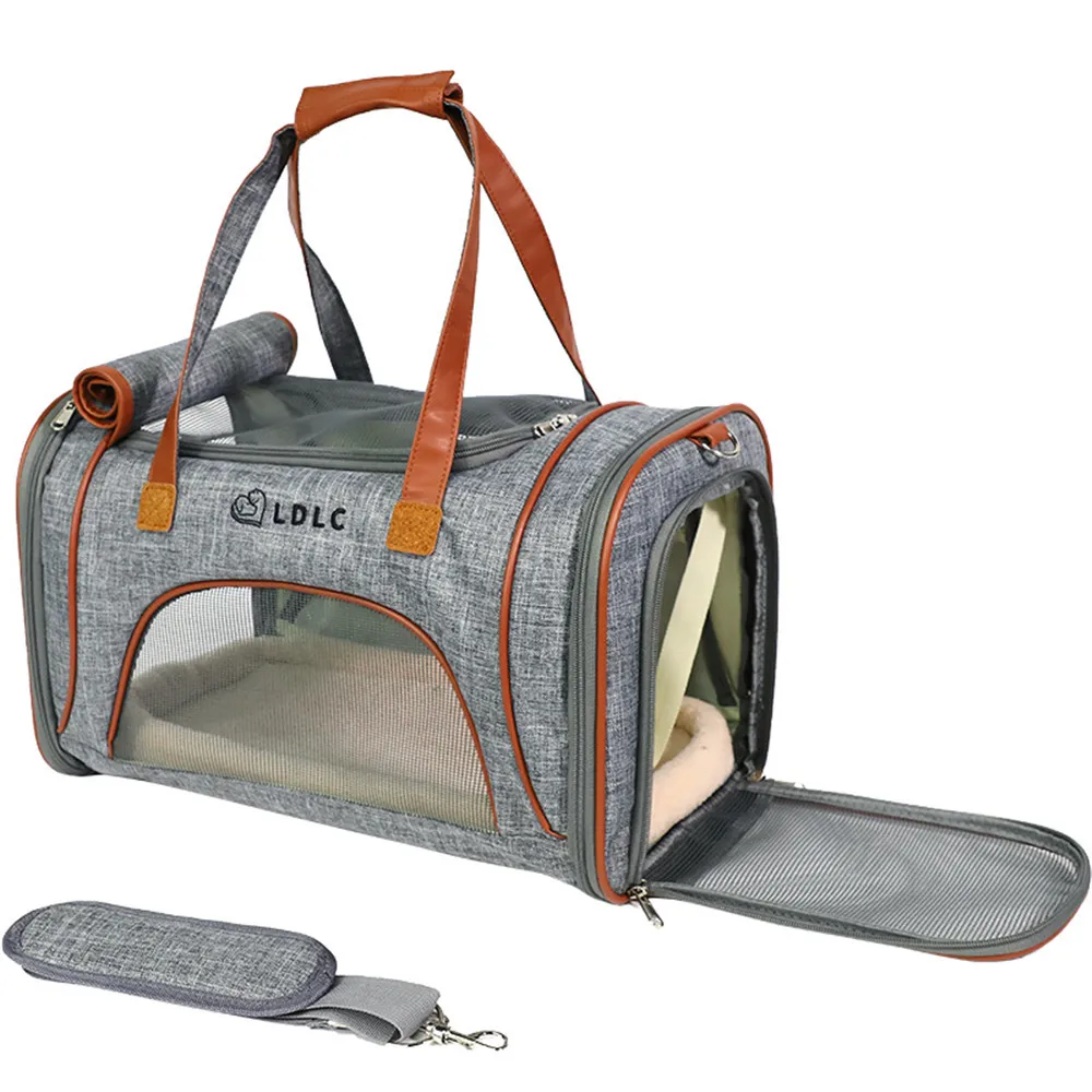 Light Grey Portable Travel Pet Handbag Dog Bag Breathable Oxford Cat Carrier Foldable Single Shoulder Pet Bag for All Seasons - Цвет: Light Grey