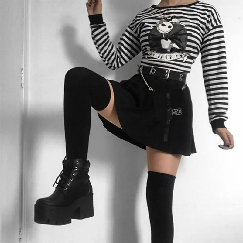 Новинка, Женская Мини-Юбка Faldas Mujer Moda, темно-черная юбка Jupe Femme, сексуальные юбки, женская сумка с цепочкой, Готическая плиссированная юбка