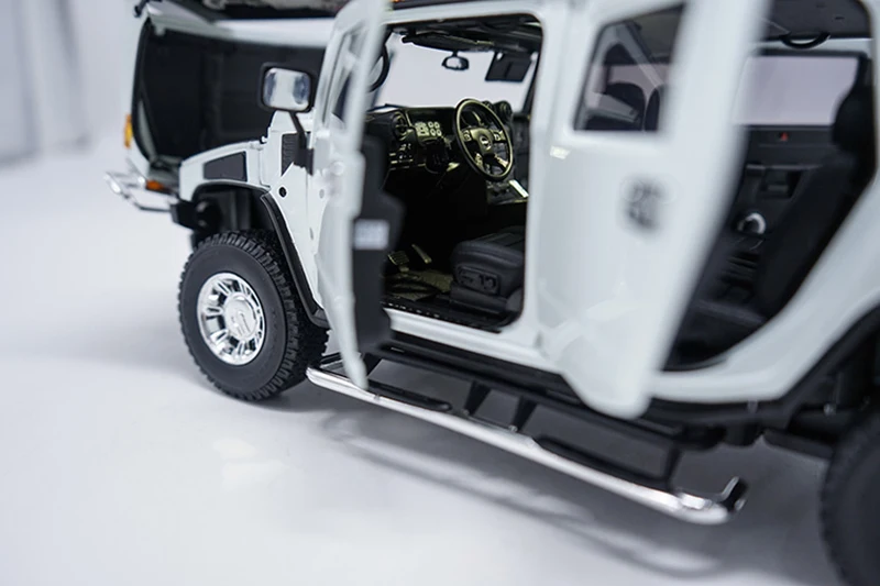 1:18 Масштаб H2 SUV Highway 61 модель автомобиля литой под давлением детский металлический автомобиль игрушка металлический сувенир коллекция детский подарок дисплей шоу