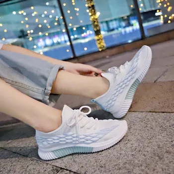

Women Flyknit Sneakers Running Shoes Women Casual Shoes Women Trainers Walking Shoes Outdoor Footwear Tenis Ladies Sneakers