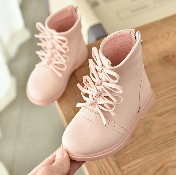 Маленькие милые детские полуботинки с бантом мягкие кожаные ботинки для девочек осенние однотонные детские ботинки в римском стиле для девочек, размер 26-36 - Цвет: Розовый