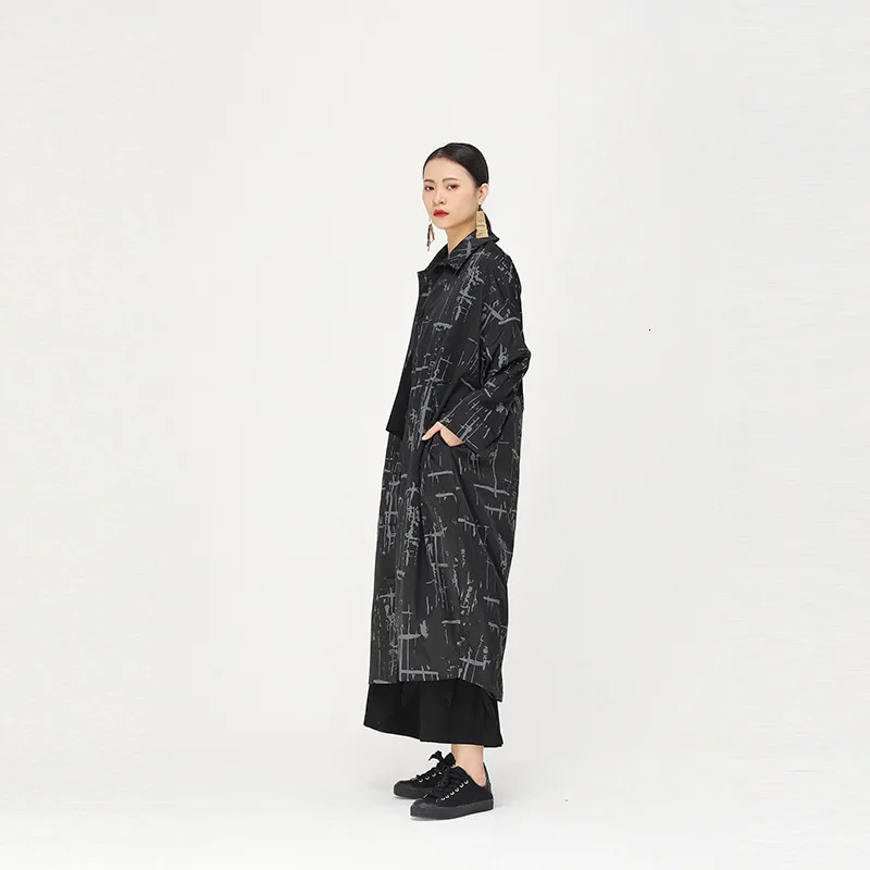 [EAM] Women Pattern Printed Big Size Long Trench New Lapel Long Sleeve Loose Fit Windbreaker Fashion Autumn Winter 1K466