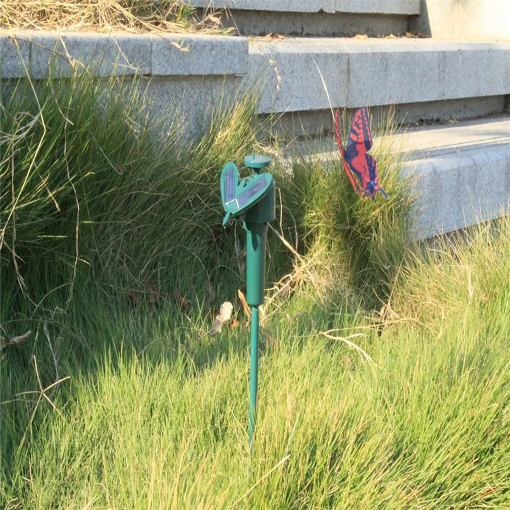 Rotating Butterfly Solar Lamp Solar Powered Garden Landscape Rotating Colors Dust-to-dawn Solar Garden Decor Lamps