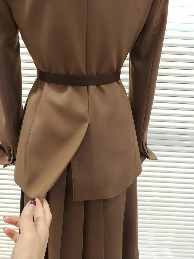 [EWQ] Осень пояс с длинными рукавами пальто с отворотом модный тренд свободный удобный женский толстый высококачественный клубный пиджак верблюжьего оттенка QF503